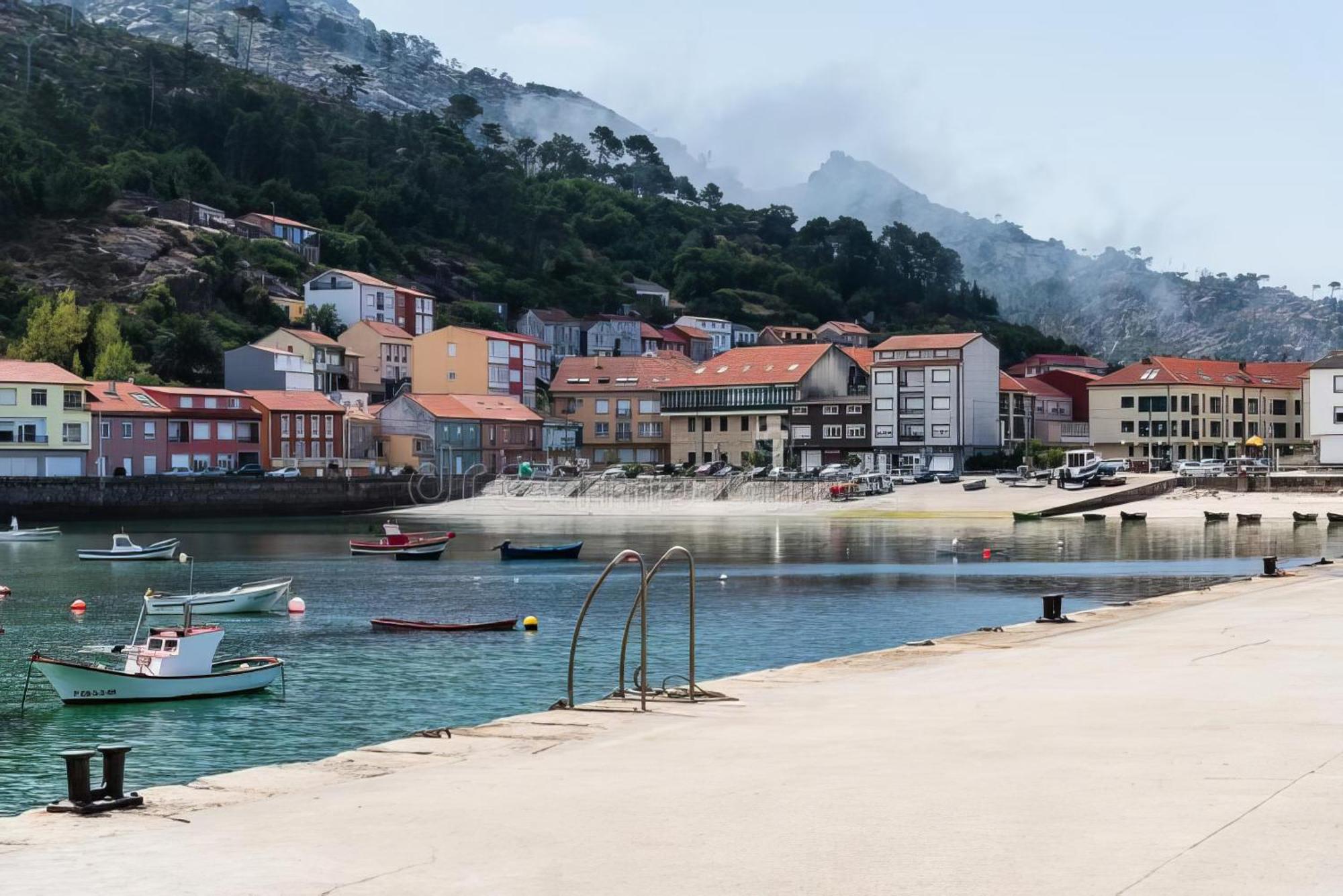 Apartamento Acogedor ático a pie de mar y montaña. O Pindo Exterior foto